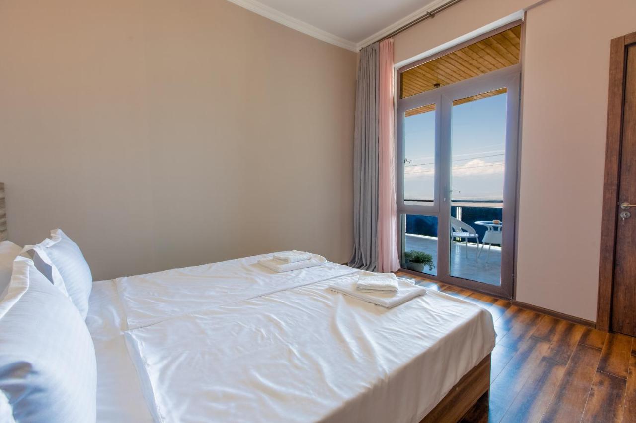 4 Rooms Sighnaghi Bagian luar foto