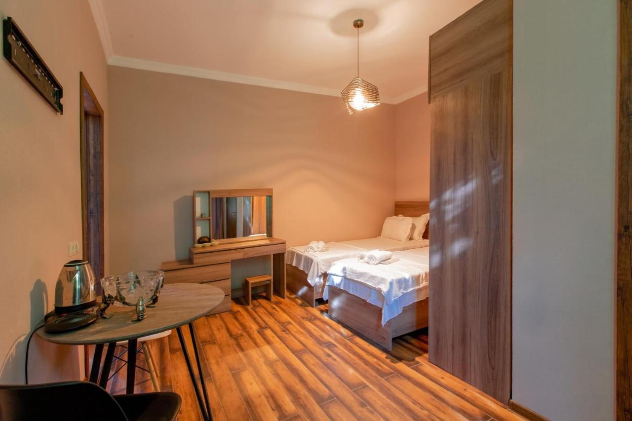 4 Rooms Sighnaghi Bagian luar foto