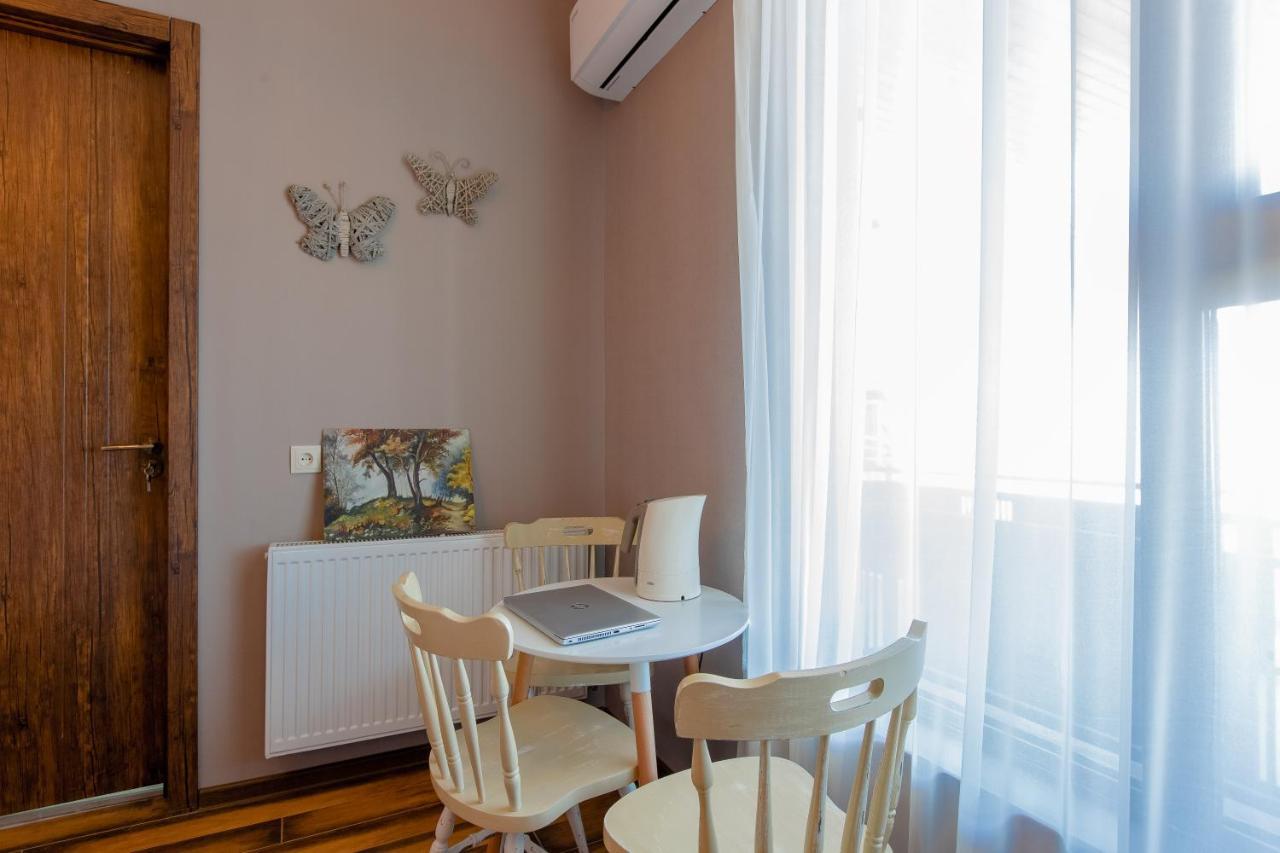 4 Rooms Sighnaghi Bagian luar foto