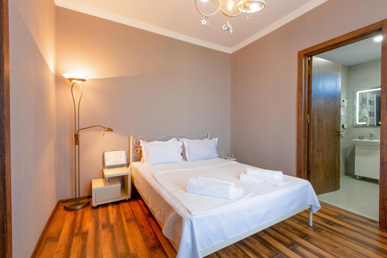 4 Rooms Sighnaghi Bagian luar foto