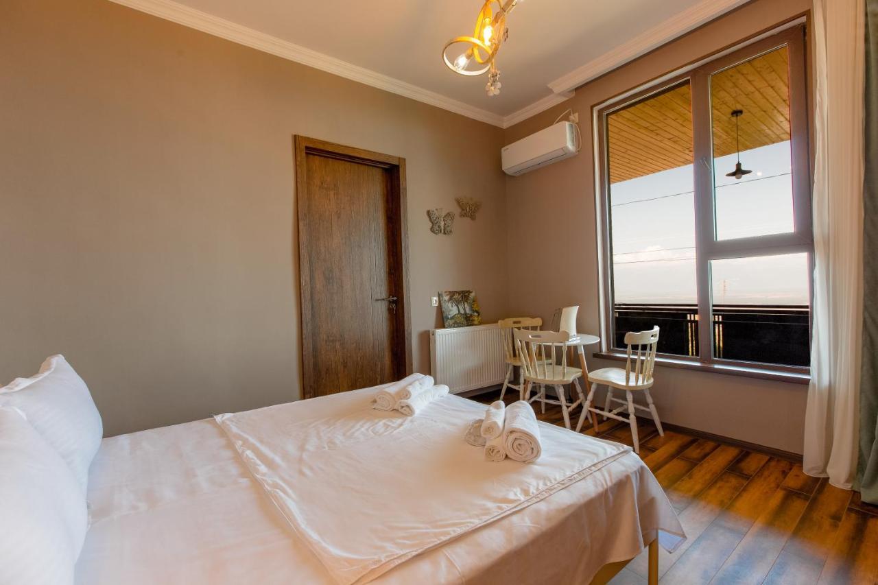 4 Rooms Sighnaghi Bagian luar foto